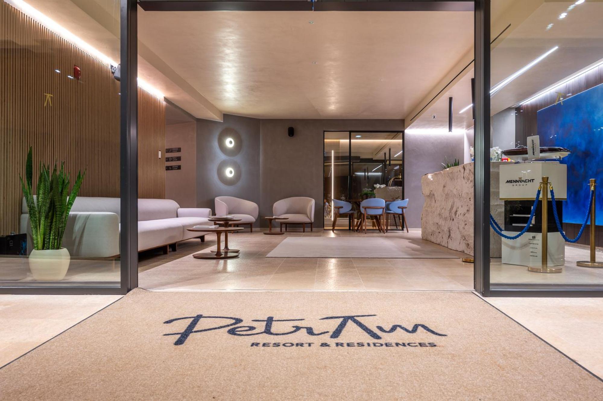 Petram Resort & Residences 萨武德里亚 外观 照片